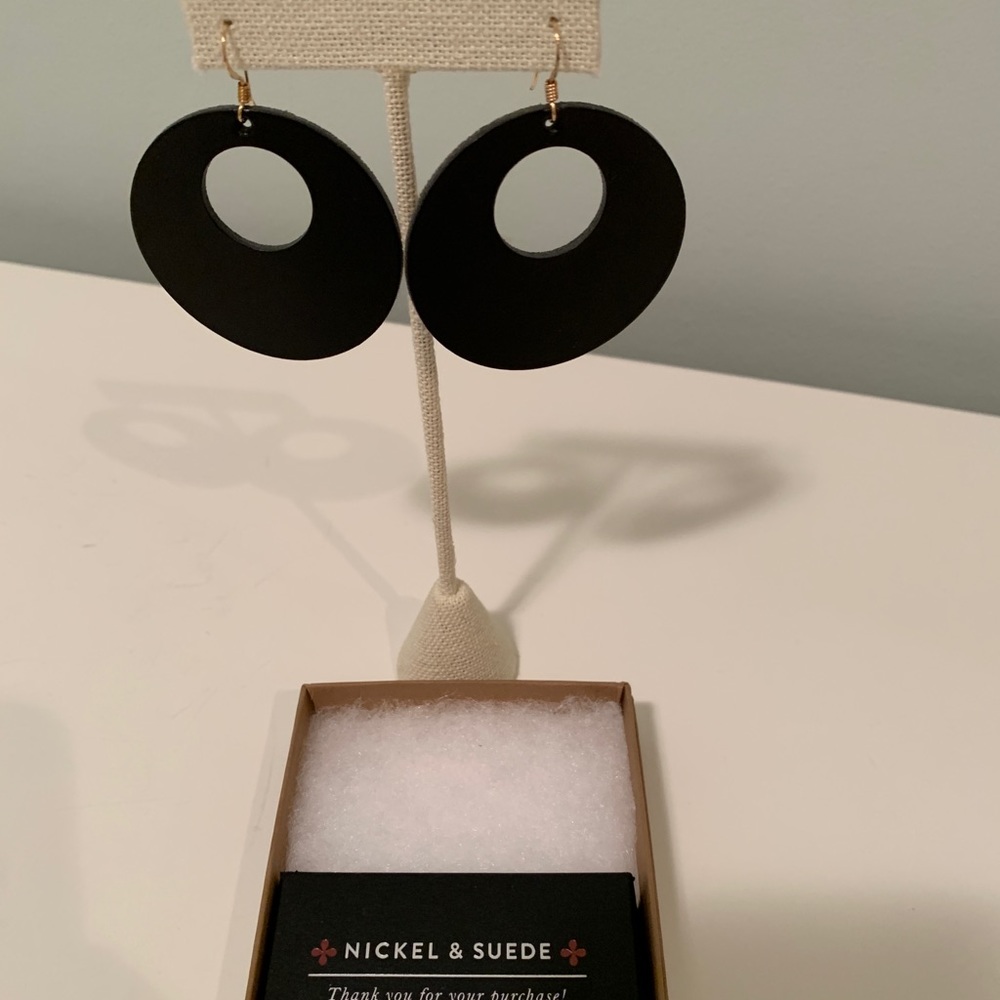 Nickel & Suede Leather earrings